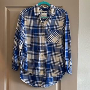 American Eagle button up